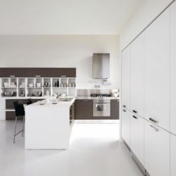 Composición blanca muebles de cocina